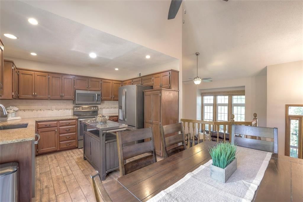 4711 MONROVIA Street — photo 15