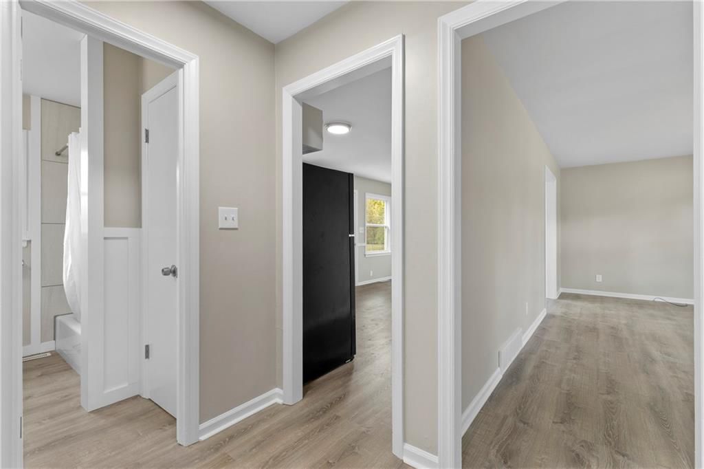 9806 Cambridge Avenue — photo 14