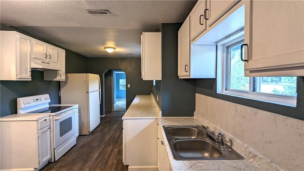 4215 E 43rd Street — photo 15