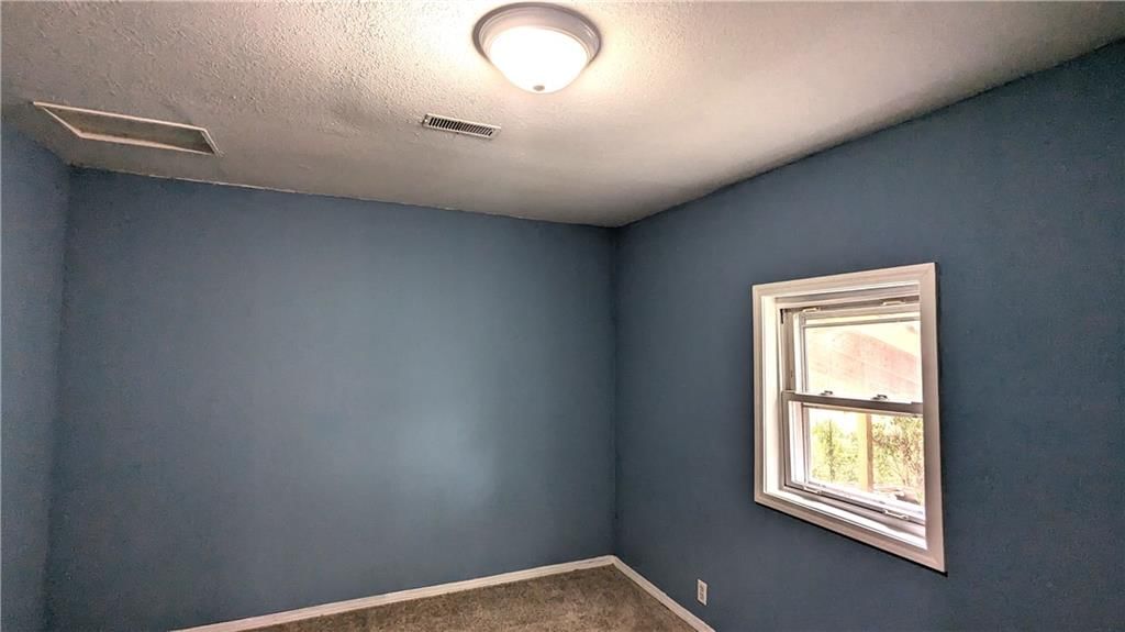 4215 E 43rd Street — photo 27