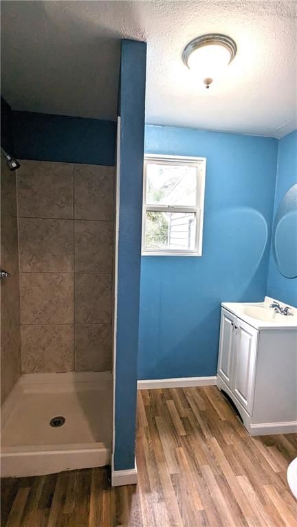 4215 E 43rd Street — photo 33