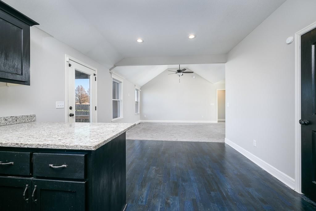 16214 Margie Lane — photo 6