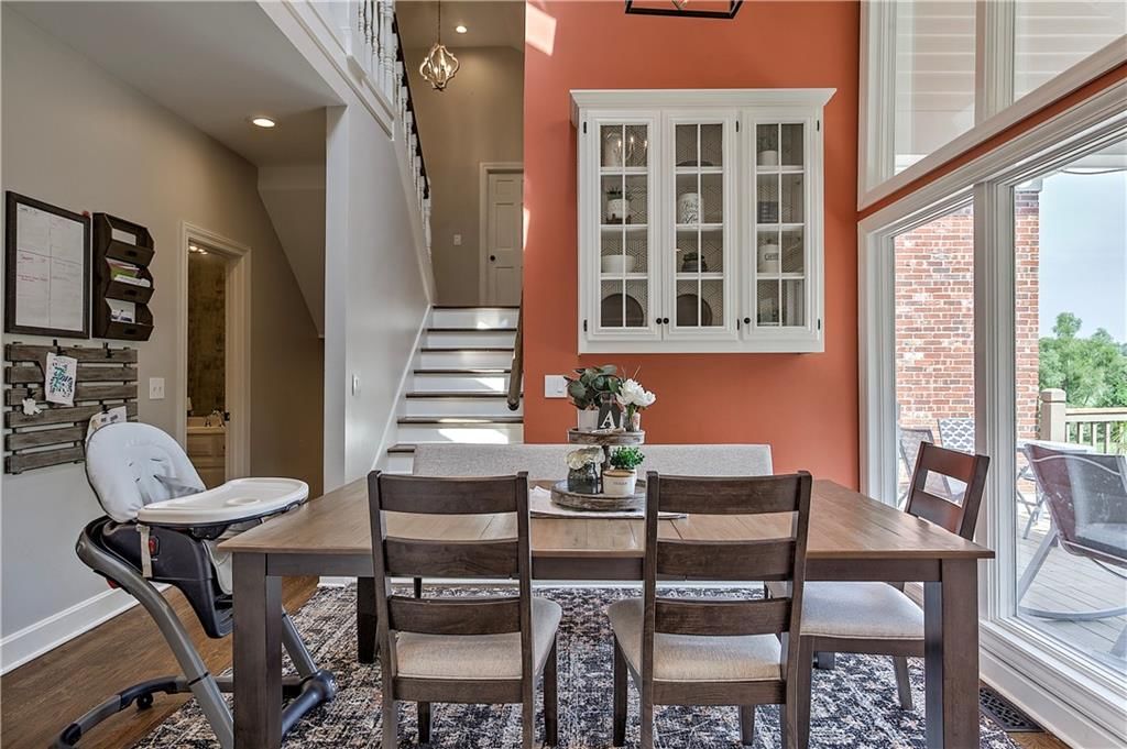 9909 N Revere Avenue — photo 11