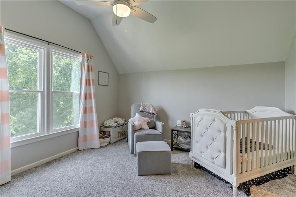 9909 N Revere Avenue — photo 25