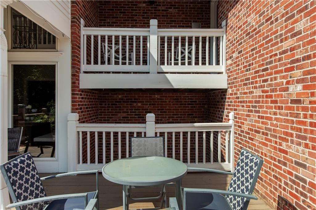 9909 N Revere Avenue — photo 31