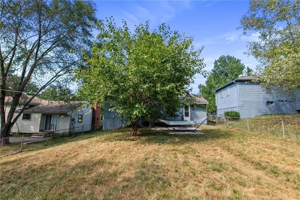 1409 NW 66 Terrace — photo 26