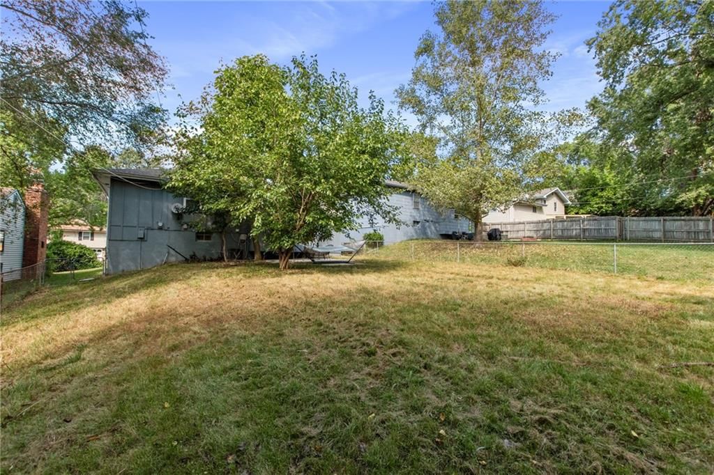 1409 NW 66 Terrace — photo 27