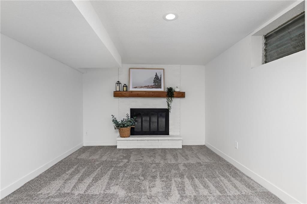 908 NW Kabel Street — photo 28