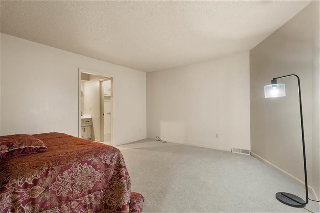 108 SW Hillcrest Lane — photo 18