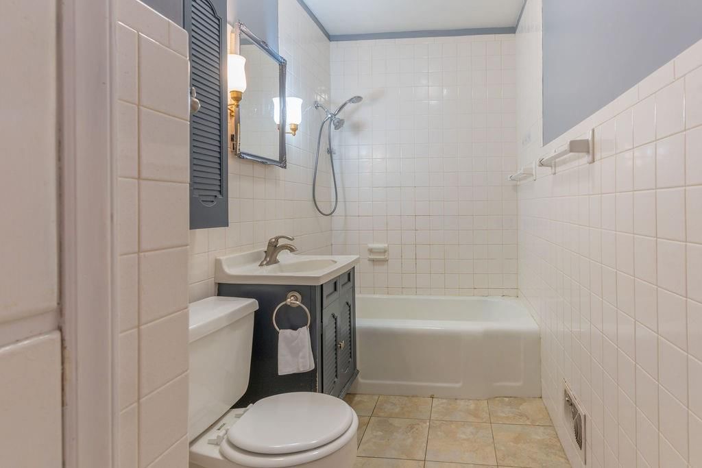217 N Jeffreys Street — photo 16