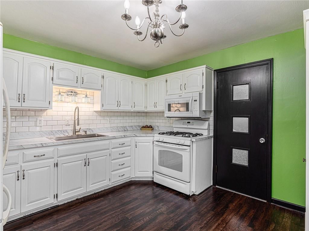 5411 N Wyandotte Street — photo 9