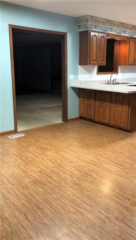 1110 S Aspen Street — photo 5
