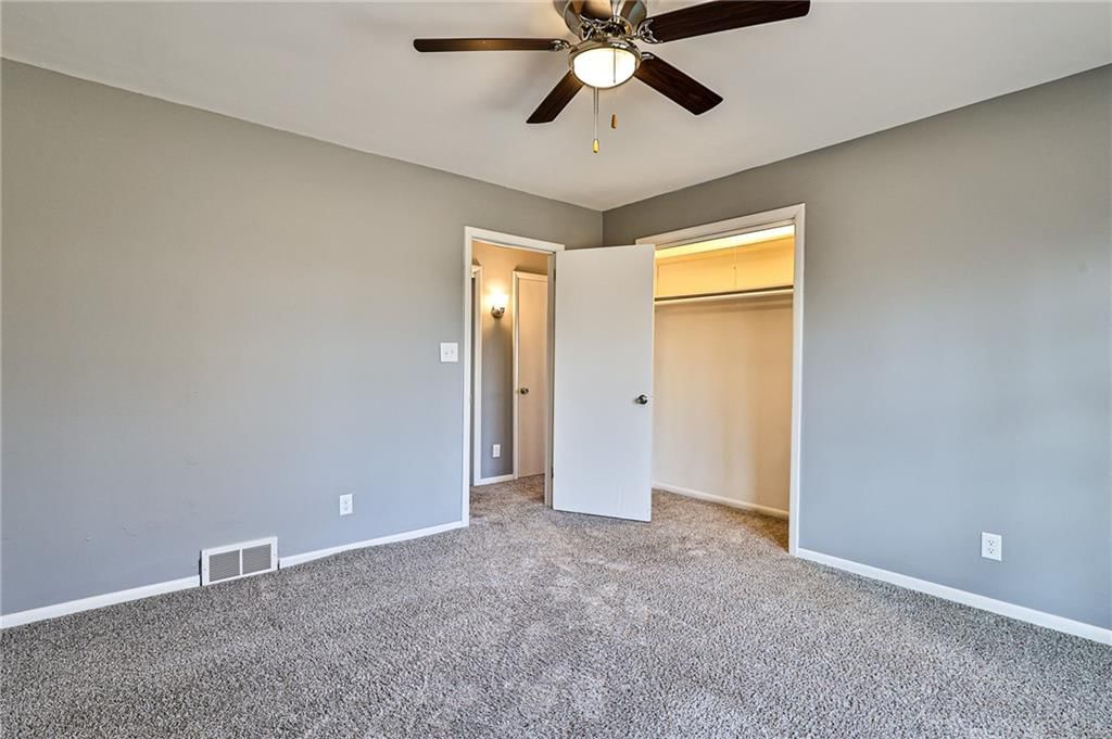 6801 Winchester Avenue — photo 15