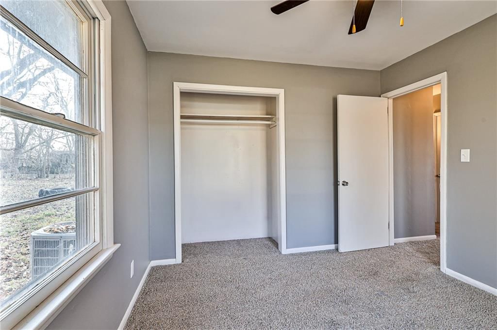 6801 Winchester Avenue — photo 17