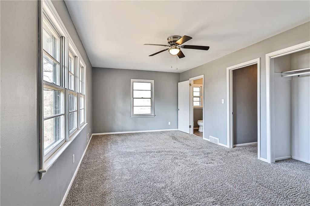 6801 Winchester Avenue — photo 20