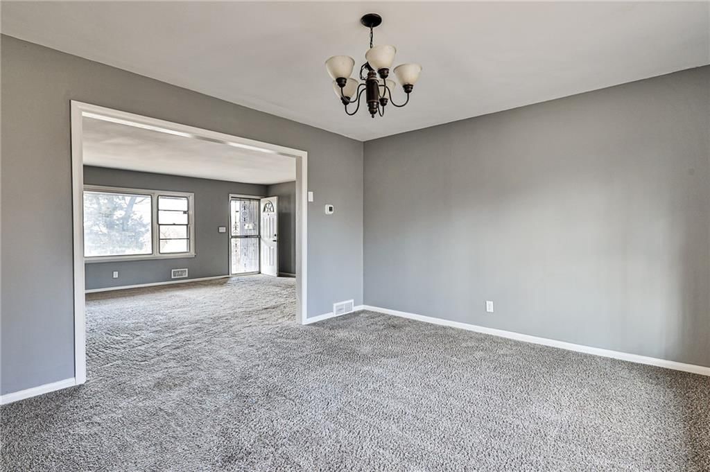 6801 Winchester Avenue — photo 7