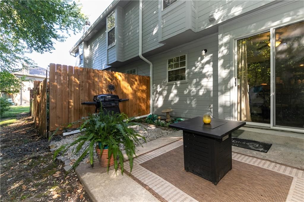 6032 NE MOONSTONE Drive — photo 33