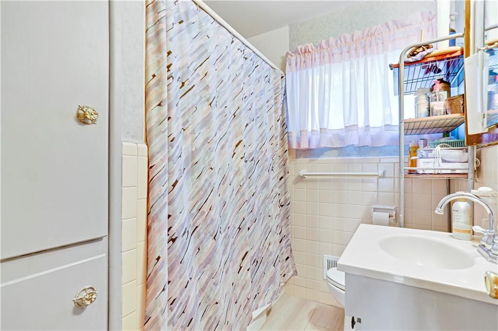 8500 Floyd Street — photo 14