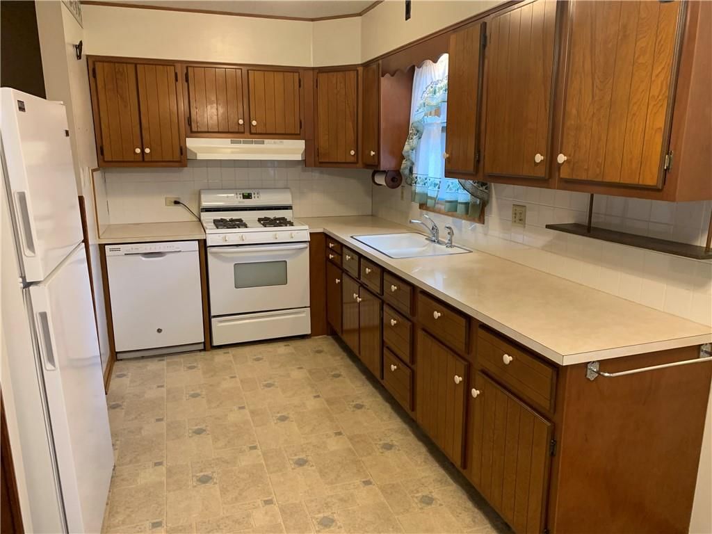 2605 Spring Garden Street — photo 6