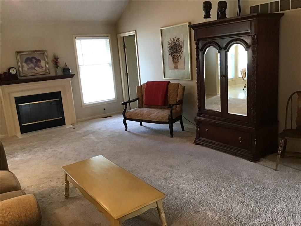 5304 NW 84th Place — photo 11