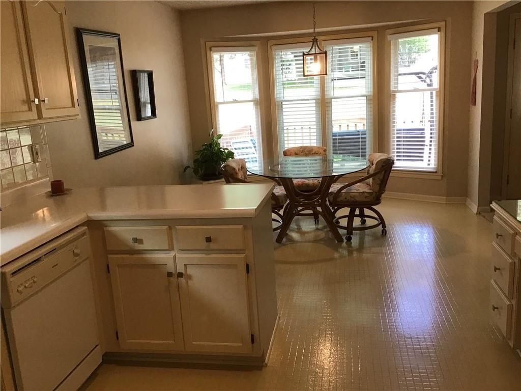5304 NW 84th Place — photo 13