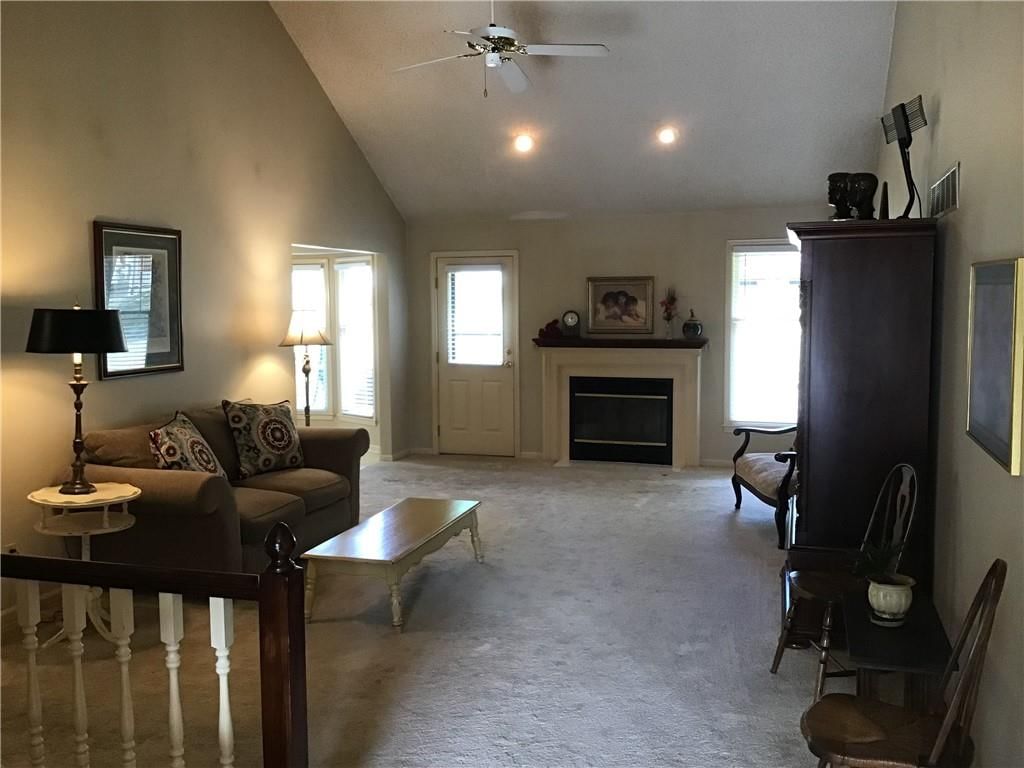 5304 NW 84th Place — photo 9