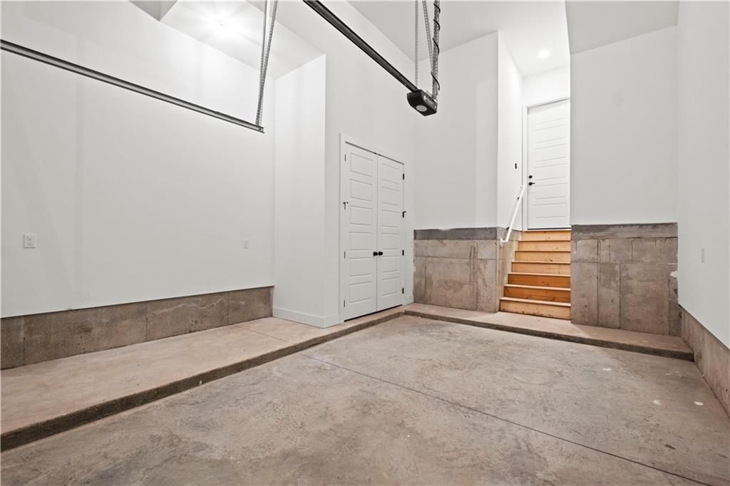 443 SW Longview Boulevard — photo 25