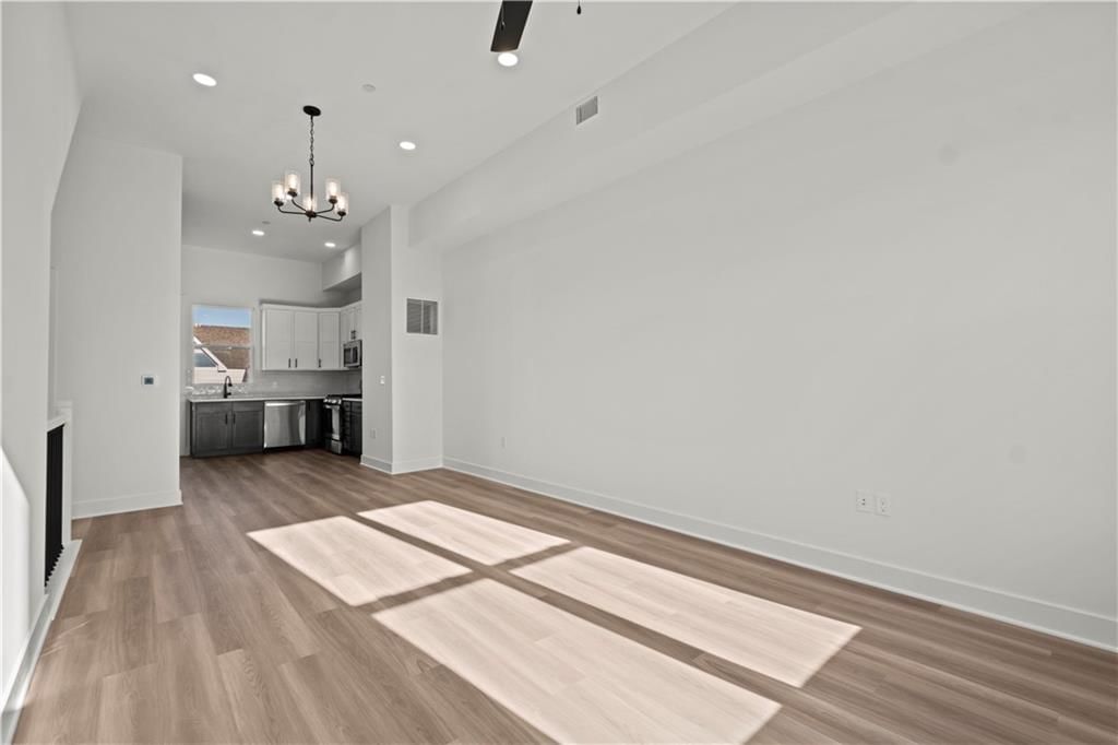 443 SW Longview Boulevard — photo 6