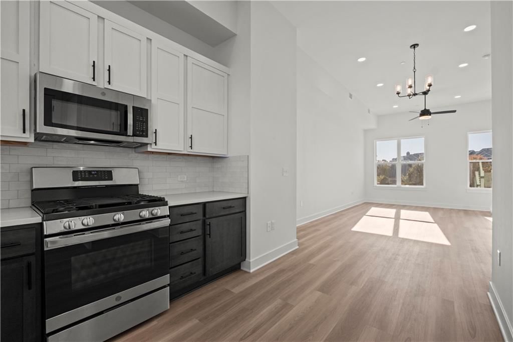 443 SW Longview Boulevard — photo 8