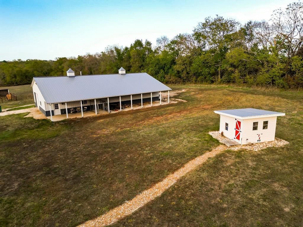30591 Pleasant Valley Road — photo 13