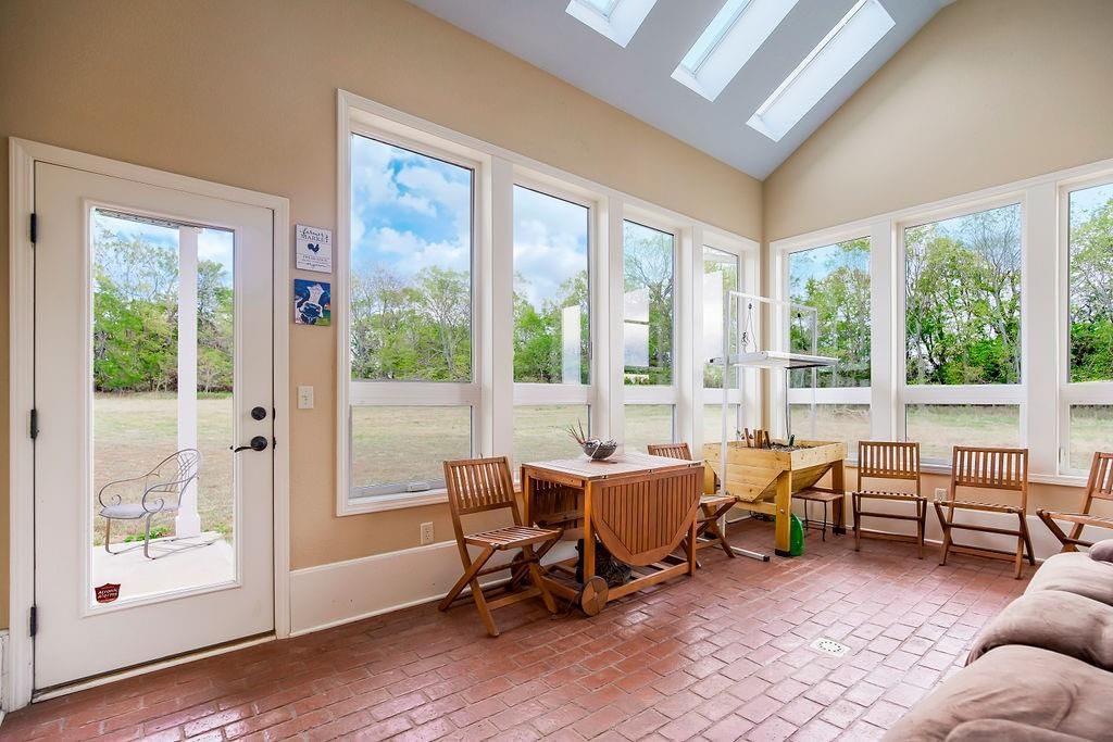 30591 Pleasant Valley Road — photo 32