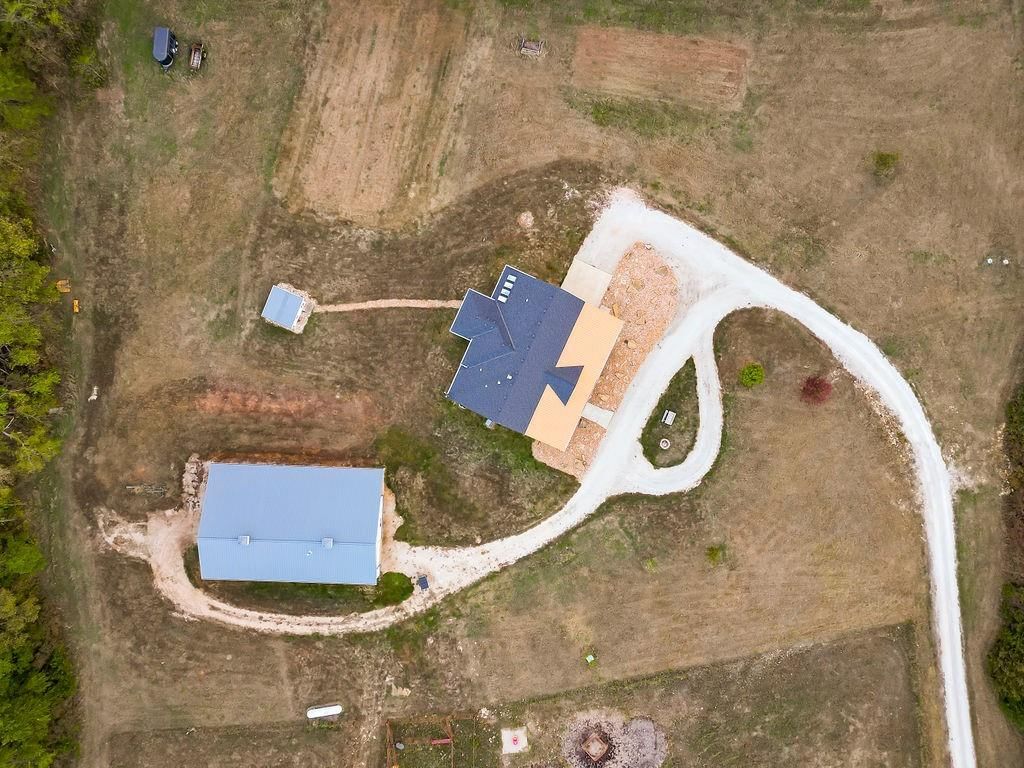 30591 Pleasant Valley Road — photo 43