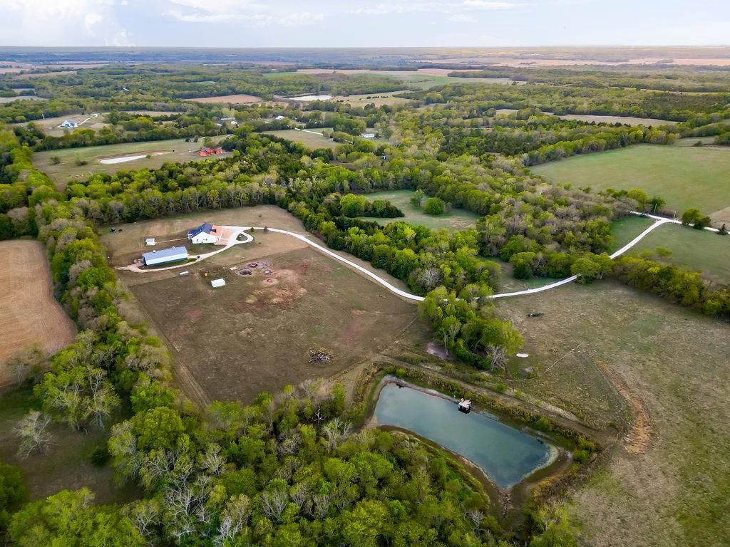 30591 Pleasant Valley Road — photo 44