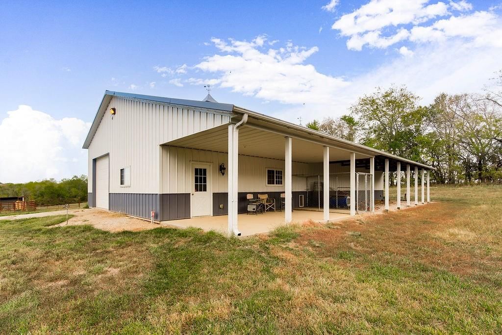 30591 Pleasant Valley Road — photo 7
