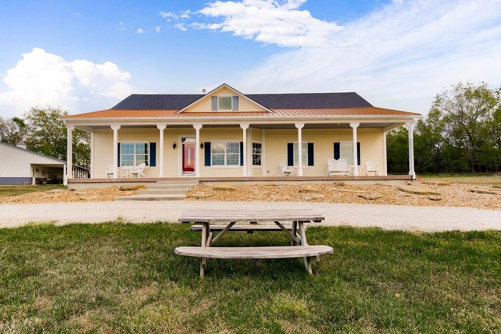 30591 Pleasant Valley Road — photo 8