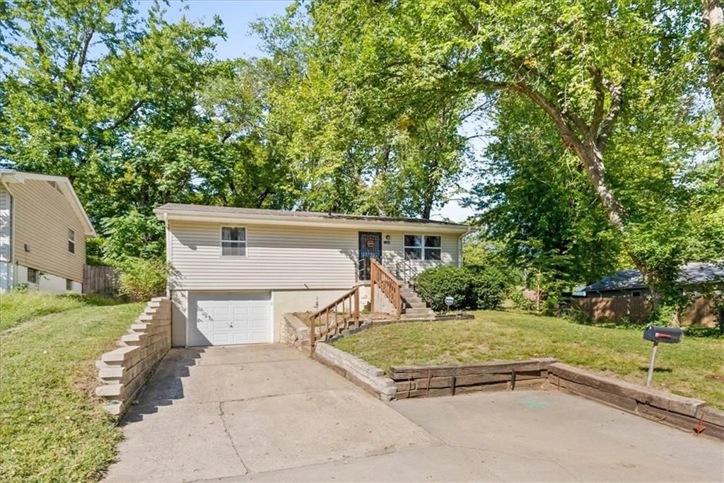 108 N Evanston Avenue — photo 2