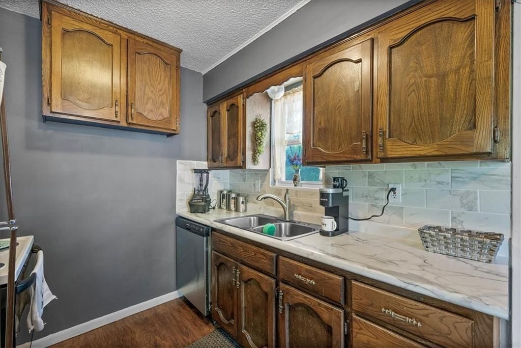 108 N Evanston Avenue — photo 11