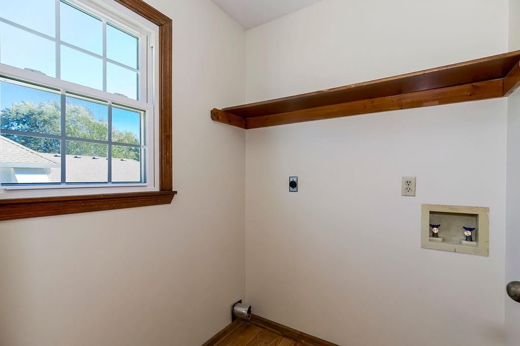 9705 N Locust Drive — photo 15