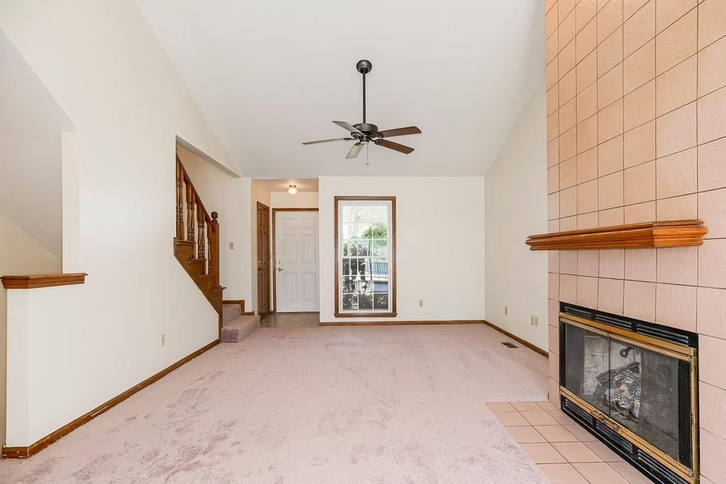 9705 N Locust Drive — photo 6