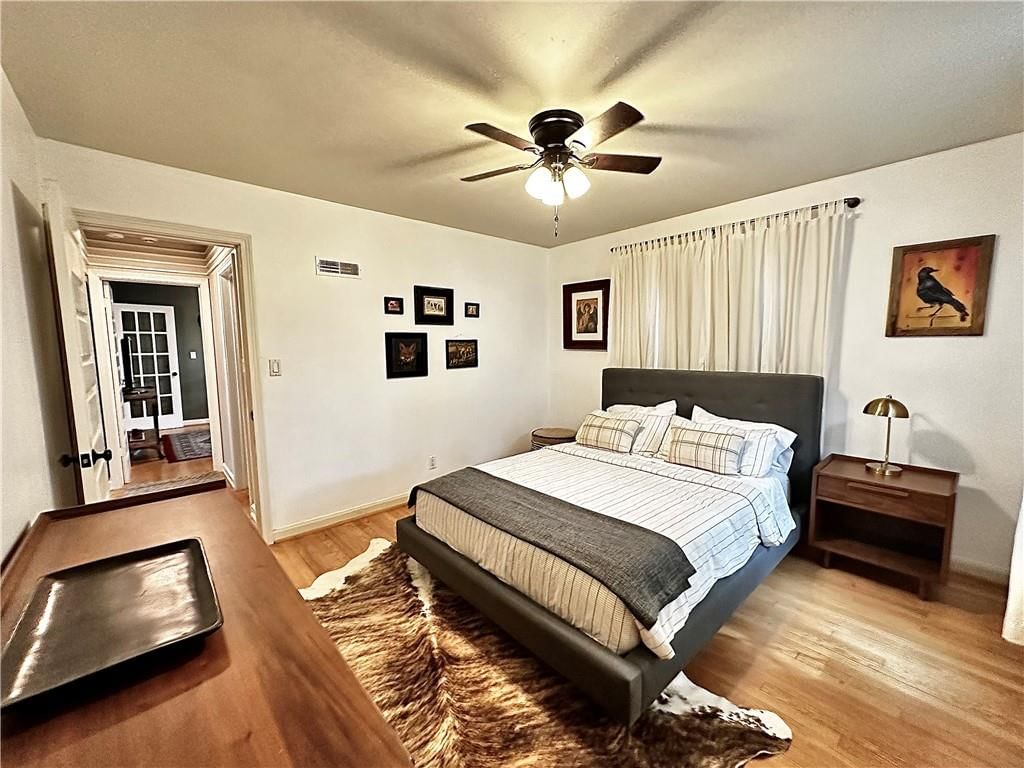 701 E Gregory Boulevard — photo 16