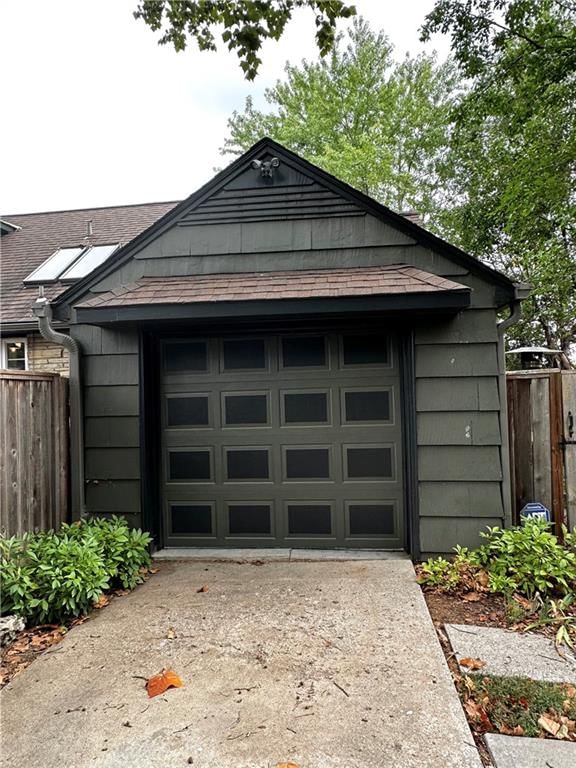 701 E Gregory Boulevard — photo 30