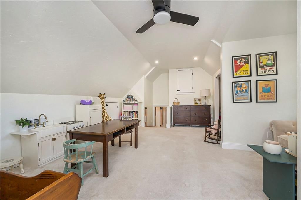 10407 Askew Avenue — photo 27