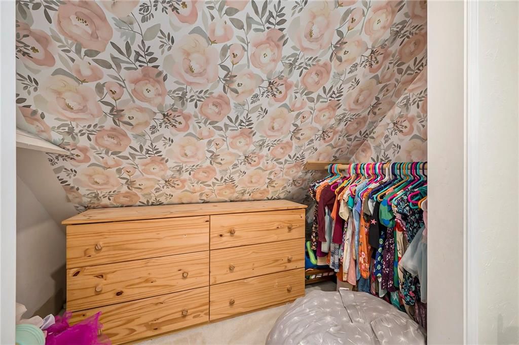 10407 Askew Avenue — photo 28
