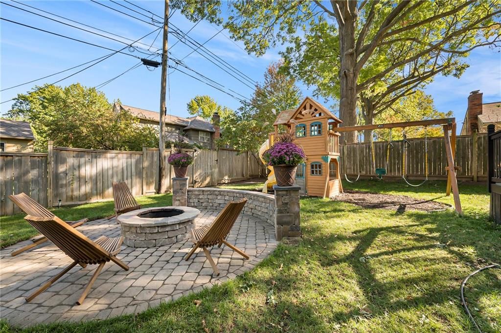 10407 Askew Avenue — photo 32