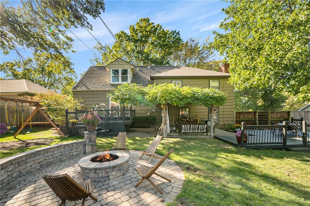 10407 Askew Avenue — photo 35