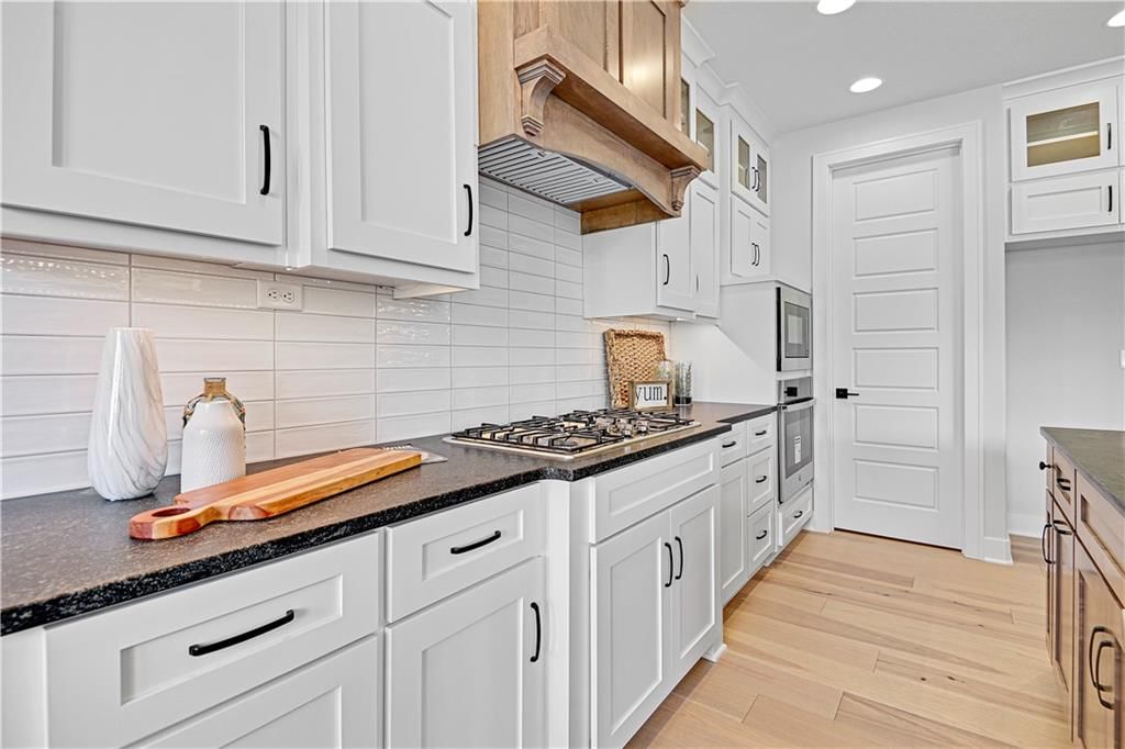 13036 S Constance Street — photo 8