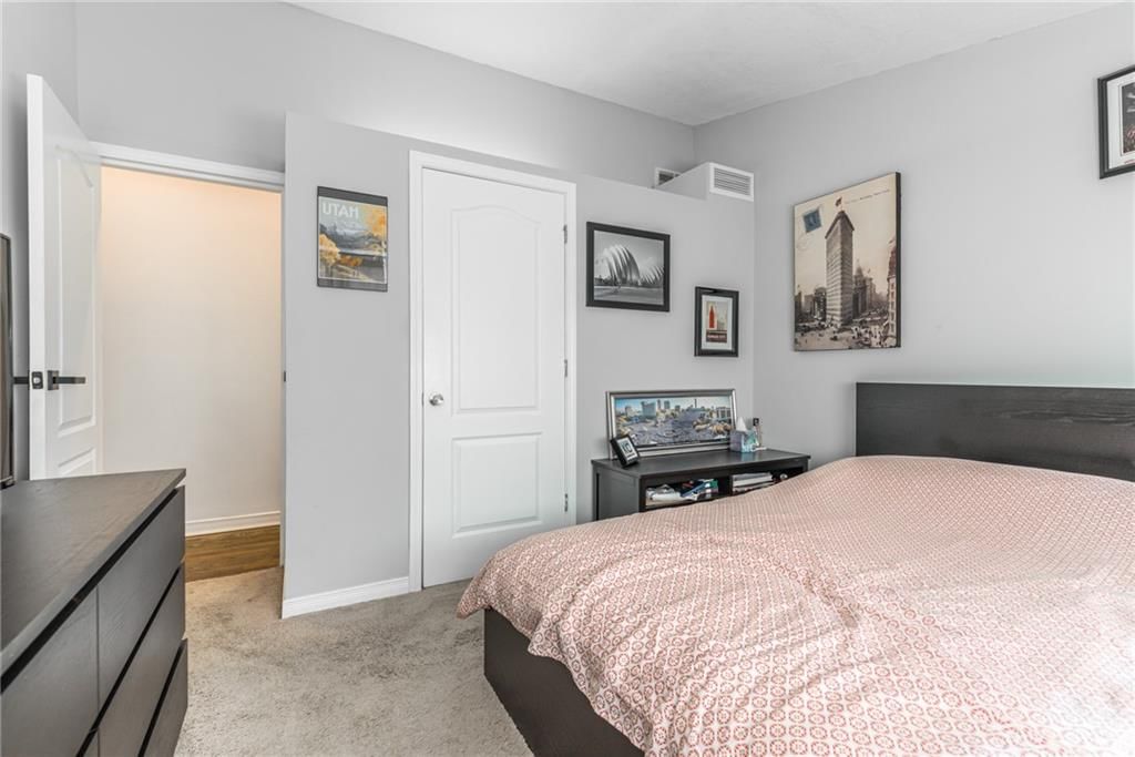 5716 N Michigan Avenue — photo 30