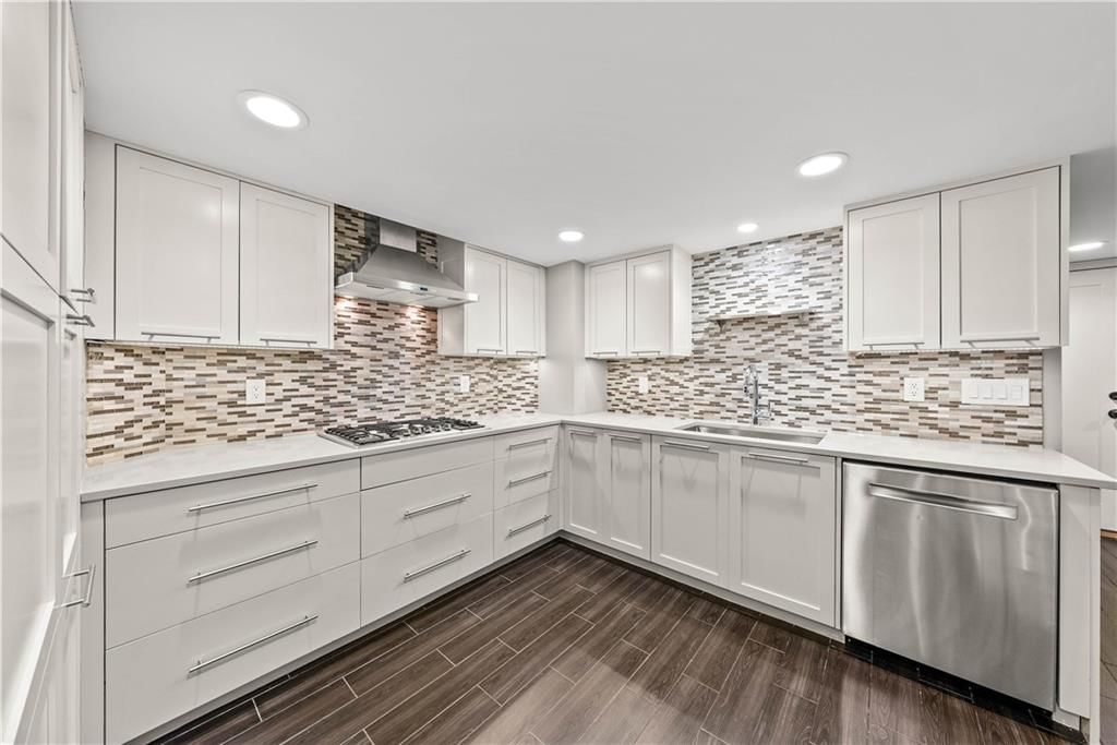 10025 Mackey Circle — photo 31