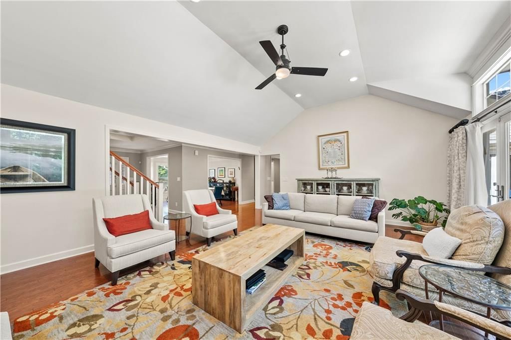 10025 Mackey Circle — photo 7