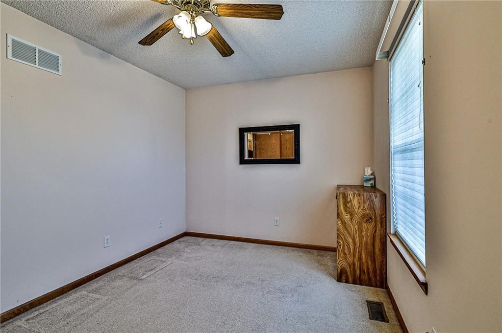 718 Brome Drive — photo 16